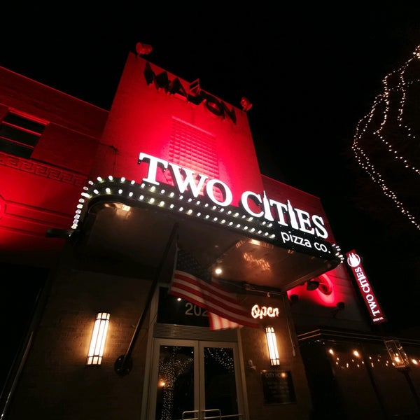 1/12/2022にOksana N.がTwo Cities Pizza Co.で撮った写真