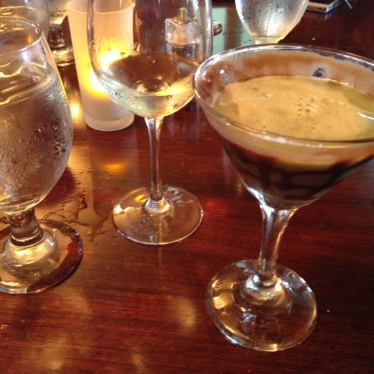 Photos at Red Oak Grille Night Club in Basking Ridge