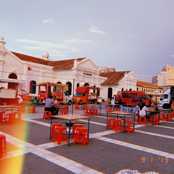 Fotos en AOR Food Truck (Belakang Balai Seni) - 1 tip