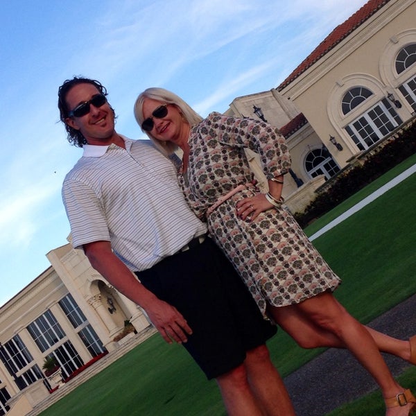 รูปภาพถ่ายที่ Trump International Golf Club, West Palm Beach โดย Stacey V. เมื่อ 4/28/2014