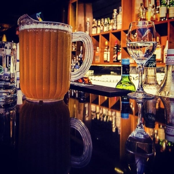 Foto tomada en Loft Lounge Bar  por Colombo Favourites c. el 5/9/2014