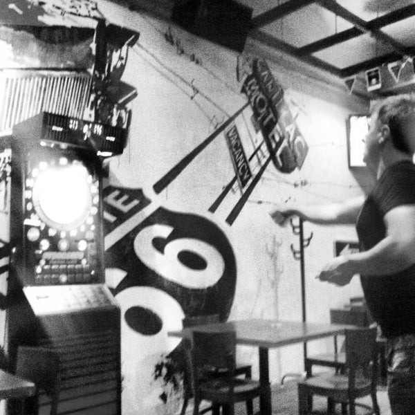 5/17/2013에 Natalka n.님이 Big Papa&#39;s Grill&amp;Bar (ex. Cadillac Bar)에서 찍은 사진
