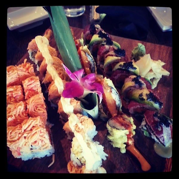 Das Foto wurde bei Miso Asian Grill &amp; Sushi Bar von Missy C. am 8/2/2013 aufgenommen
