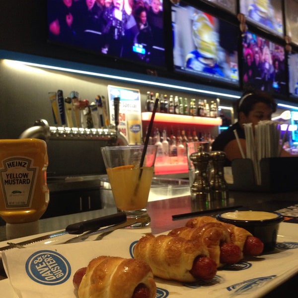 Photo taken at Dave &amp; Buster&#39;s by Jason on 1/1/2015