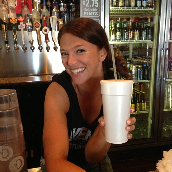 6/17/2013 tarihinde Brooke R.ziyaretçi tarafından CK&#39;s Tavern &amp; Grill'de çekilen fotoğraf