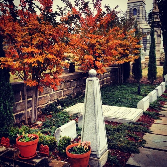Photo taken at Oakland Cemetery by Chad E. on 11/7/2012