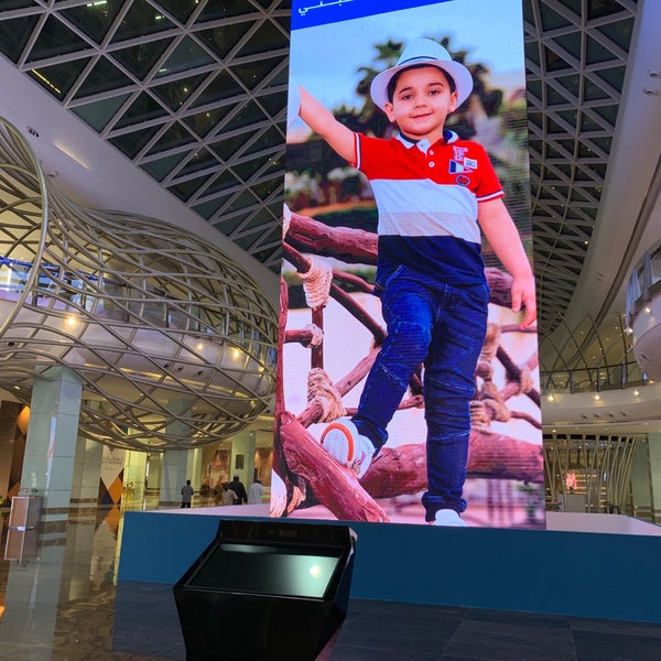 รูปภาพถ่ายที่ Muscat Grand Mall โดย beachmeister เมื่อ 8/19/2019