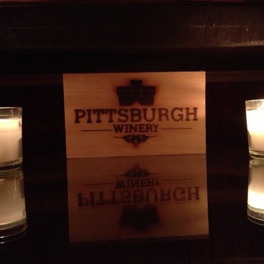 Das Foto wurde bei Pittsburgh Winery von Melissa am 12/2/2012 aufgenommen