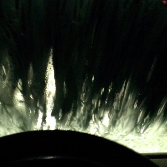 Mesa Fuel Depot Car Wash in Santa Barbara