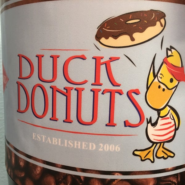 11/16/2016にMarc T.がDuck Donutsで撮った写真