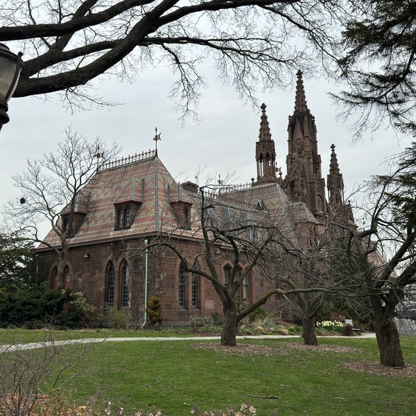 Photo taken at Green-Wood Cemetery by Joshua G. on 3/27/2024