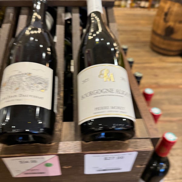 Photo taken at Union Square Wines &amp; Spirits by Joshua G. on 3/27/2024