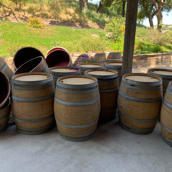 Foto tirada no(a) Zaca Mesa Winery &amp; Vineyard por Joshua G. em 5/3/2019
