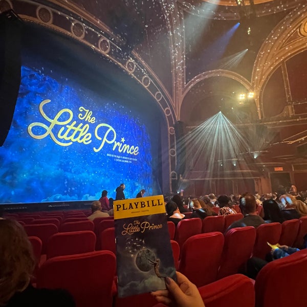 4/17/2022 tarihinde Joshua G.ziyaretçi tarafından Broadway Theatre'de çekilen fotoğraf