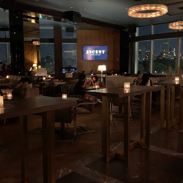 10/20/2019にJoshua G.がAscent Loungeで撮った写真