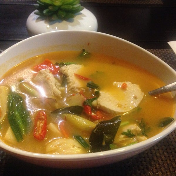 Photo taken at Khaw Glong Restaurant by H M. on 8/22/2014