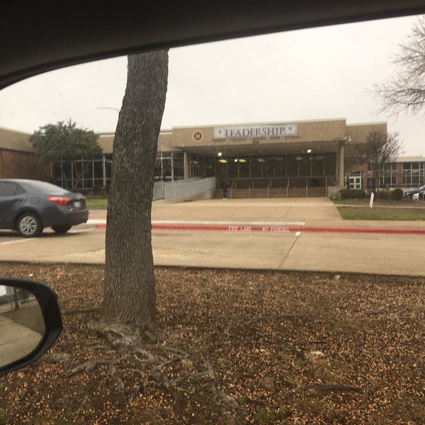 Forest Meadow Junior High Middle School in Dallas