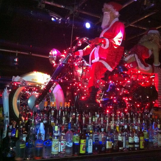 Photo taken at Roadhouse by Dennis K. on 12/17/2012