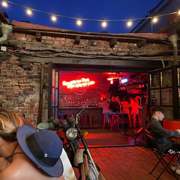 Branch garage санкт. Branch garage санкт. Branch garage бар санкт-петербург. Бар бранч гараж спб. Branch garage бар санкт-петербург.