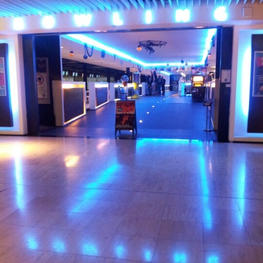 Centre Commercial "La Praille"  Rte des Jeunes 10