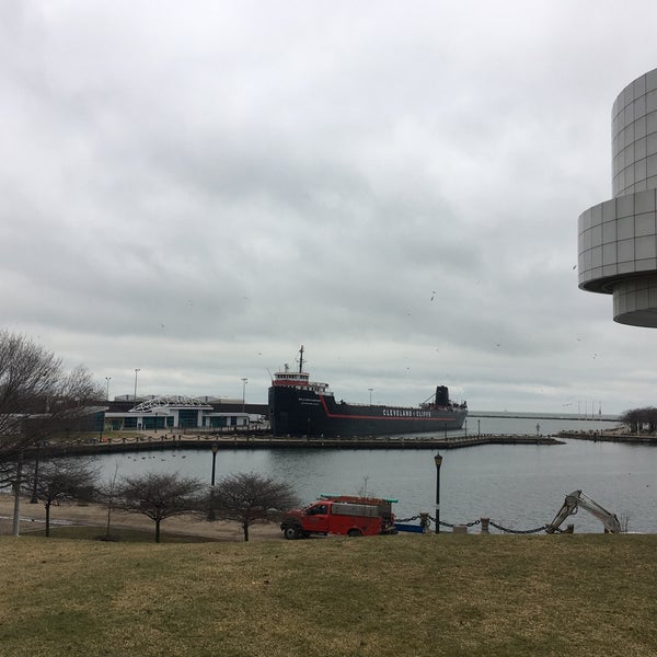 Photo taken at Great Lakes Science Center by Roberto R. on 12/21/2018