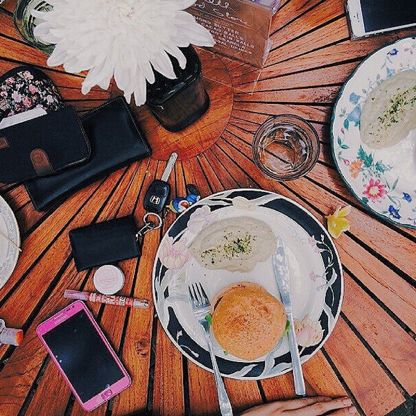 Foto diambil di Burgreens Eatery oleh Annisa Nurul D. pada 10/2/2014