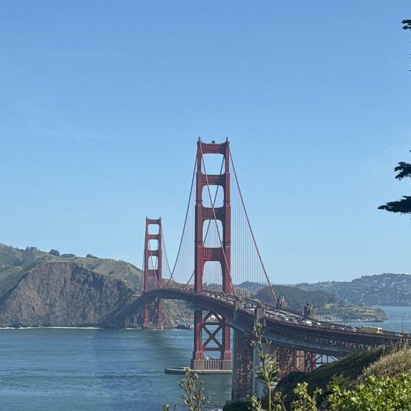 Foto diambil di Golden Gate Bridge oleh Antonio B. pada 5/2/2024