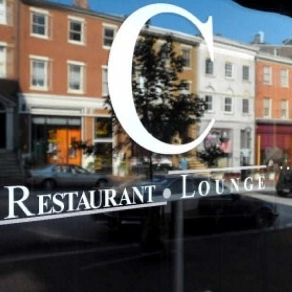 12/18/2012にSteven M.がCreme Restaurant and Loungeで撮った写真