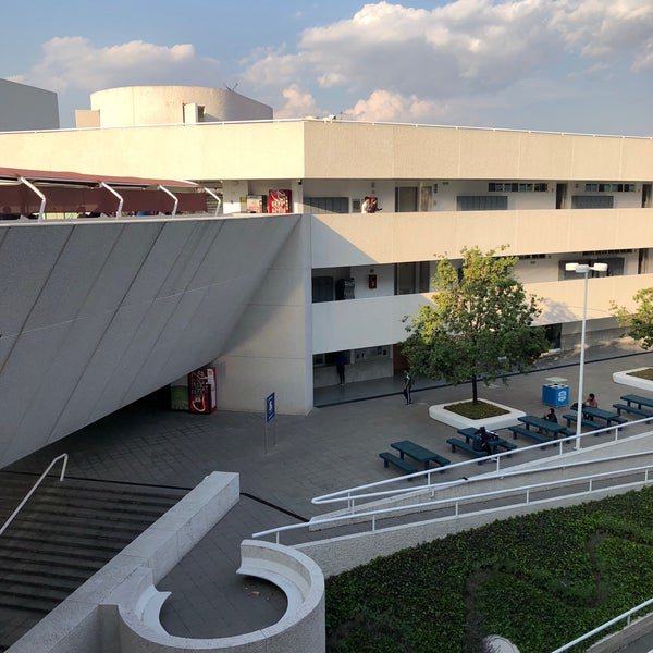Снимок сделан в Tecnológico de Monterrey Campus Puebla пользователем Jose E. 3/12/2018