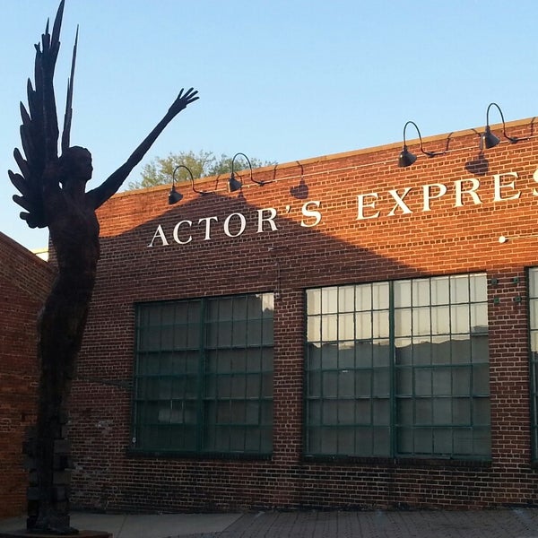 Foto diambil di Actor&#39;s Express Theatre Company oleh Peter C. pada 4/4/2014