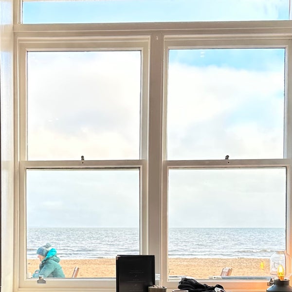 Beach House Cafe Café in Portobello