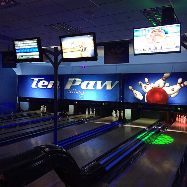 Ten Paw Alley at Great Wolf Lodge Bowling Alley in Scotrun