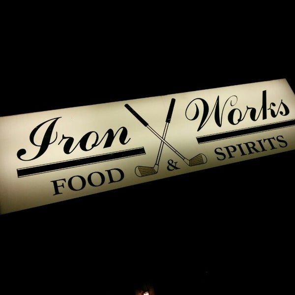 Foto tirada no(a) Ironworks Restaurant por Thomas H. em 8/17/2014