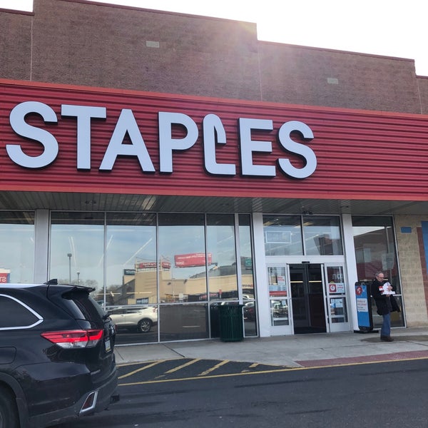 Staples South Philadelphia