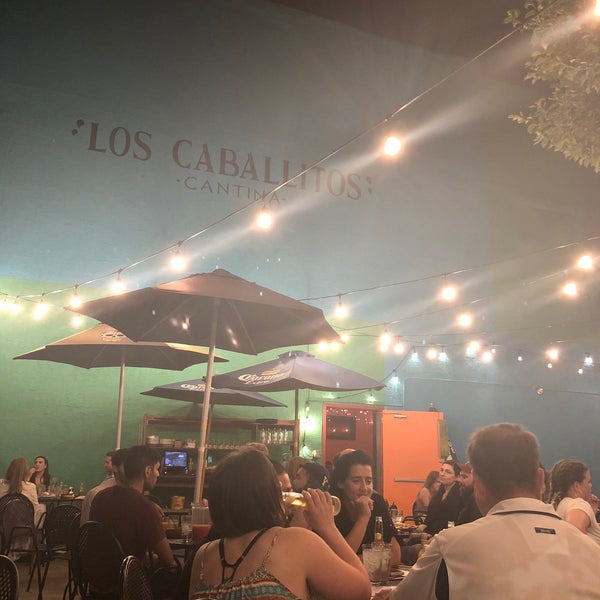 รูปภาพถ่ายที่ Cantina Los Caballitos โดย Kelly V. เมื่อ 6/17/2018