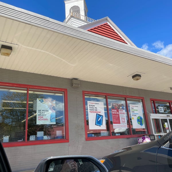 Staples 933 Montgomery Ave