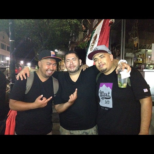9/16/2012 tarihinde DJ JUANYTOziyaretçi tarafından Little Mexican Cafe'de çekilen fotoğraf