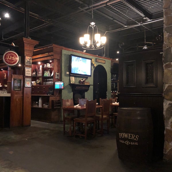 Foto tirada no(a) Fionn MacCool&#39;s Irish Pub &amp; Restaurant por Tim F. em 1/14/2019