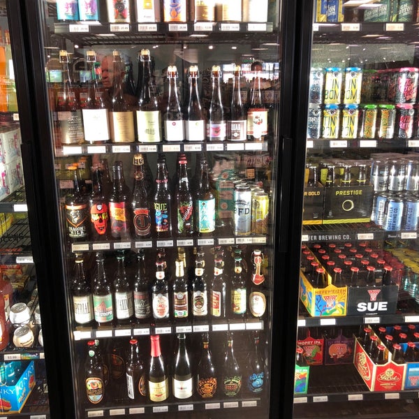 Photo taken at Buster&#39;s Liquors &amp; Wines by Tim F. on 7/13/2018