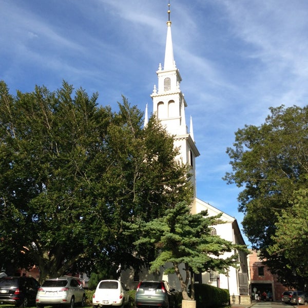 Foto tomada en Trinity Episcopal Church  por James T. el 8/7/2013