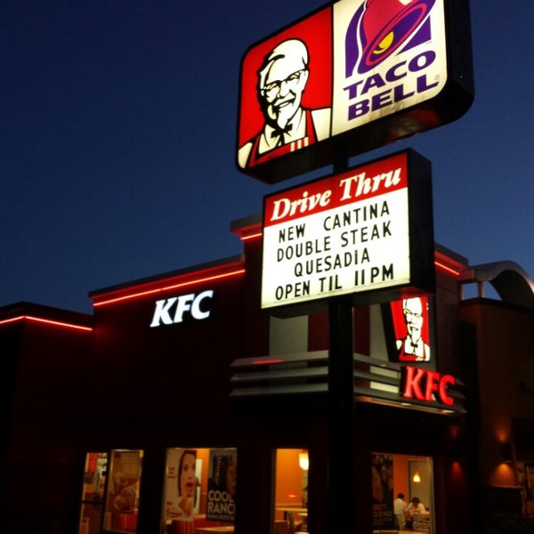 Taco Bell/KFC Fast Food Restaurant in Lower Queen Anne