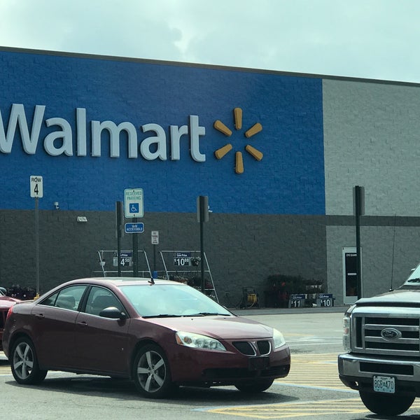 Walmart Supercenter Bonner Springs'de Hipermarket