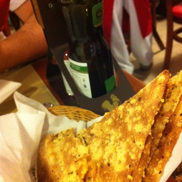 3/9/2013にRosa Shok (.がRedSun Pizzaで撮った写真