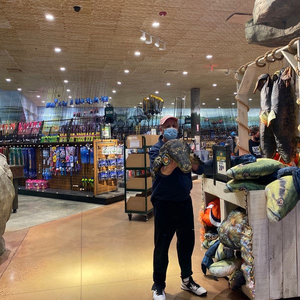 Bass Pro Shops East Side Bridgeport, CT