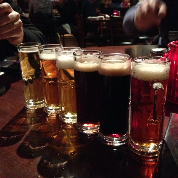 Das Foto wurde bei SBC Restaurant &amp; Brewery von Chris S. am 1/11/2014 aufgenommen