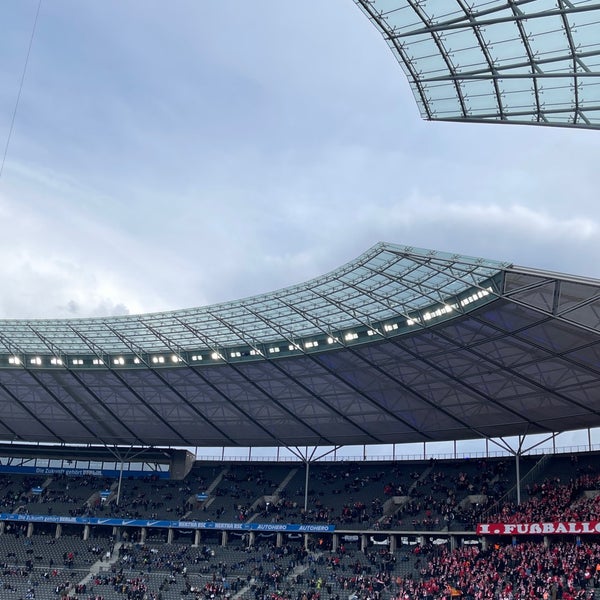 Foto tirada no(a) Hertha BSC Heimspiel por Peter T. em 4/9/2022