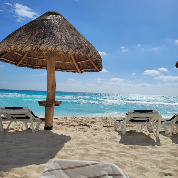 Photo taken at JW Marriott Cancun Resort &amp; Spa by Jim C. on 2/20/2022