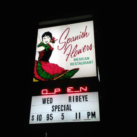 7/14/2013にDaniel T.がSpanish Flowers Mexican Restaurantで撮った写真