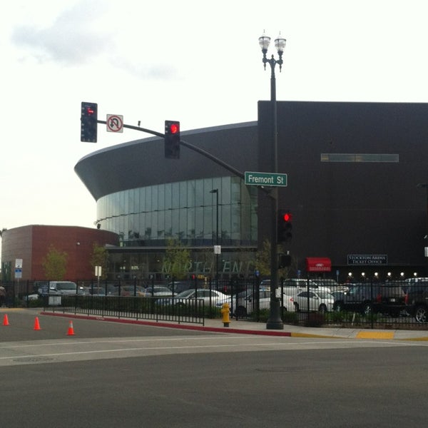 Снимок сделан в Stockton Arena пользователем Andrew C. 4/7/2013
