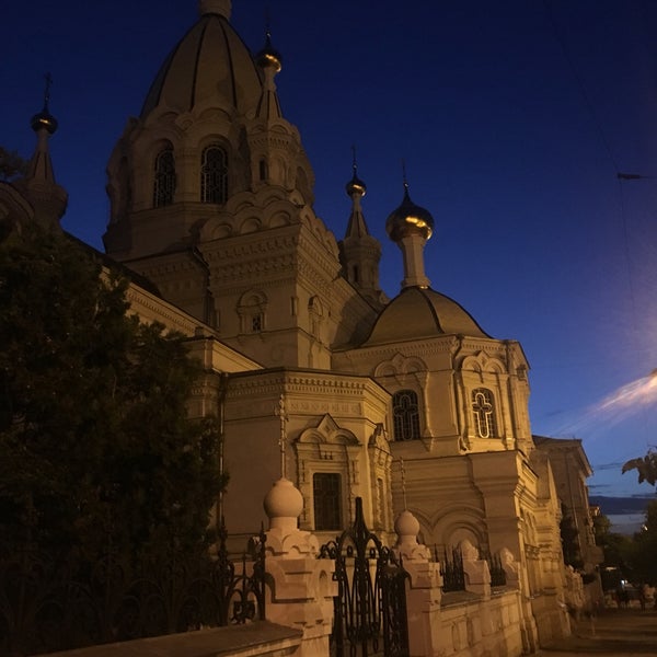 Петра и Павла храм Севастополь фронтон